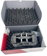 Load image into Gallery viewer, Brembo Pista FF 6-Piston Calipers